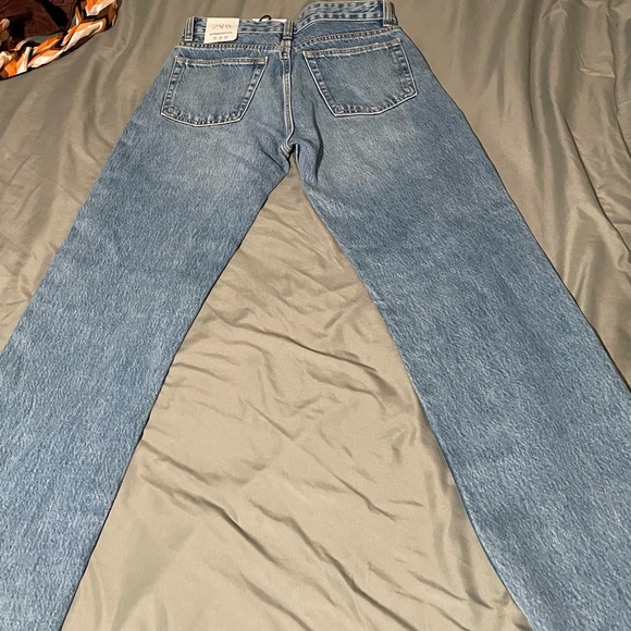 New Zara straight leg jeans - Picture 2 of 3